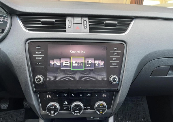 Skoda Octavia cena 69900 przebieg: 97878, rok produkcji 2019 z Łobżenica małe 352